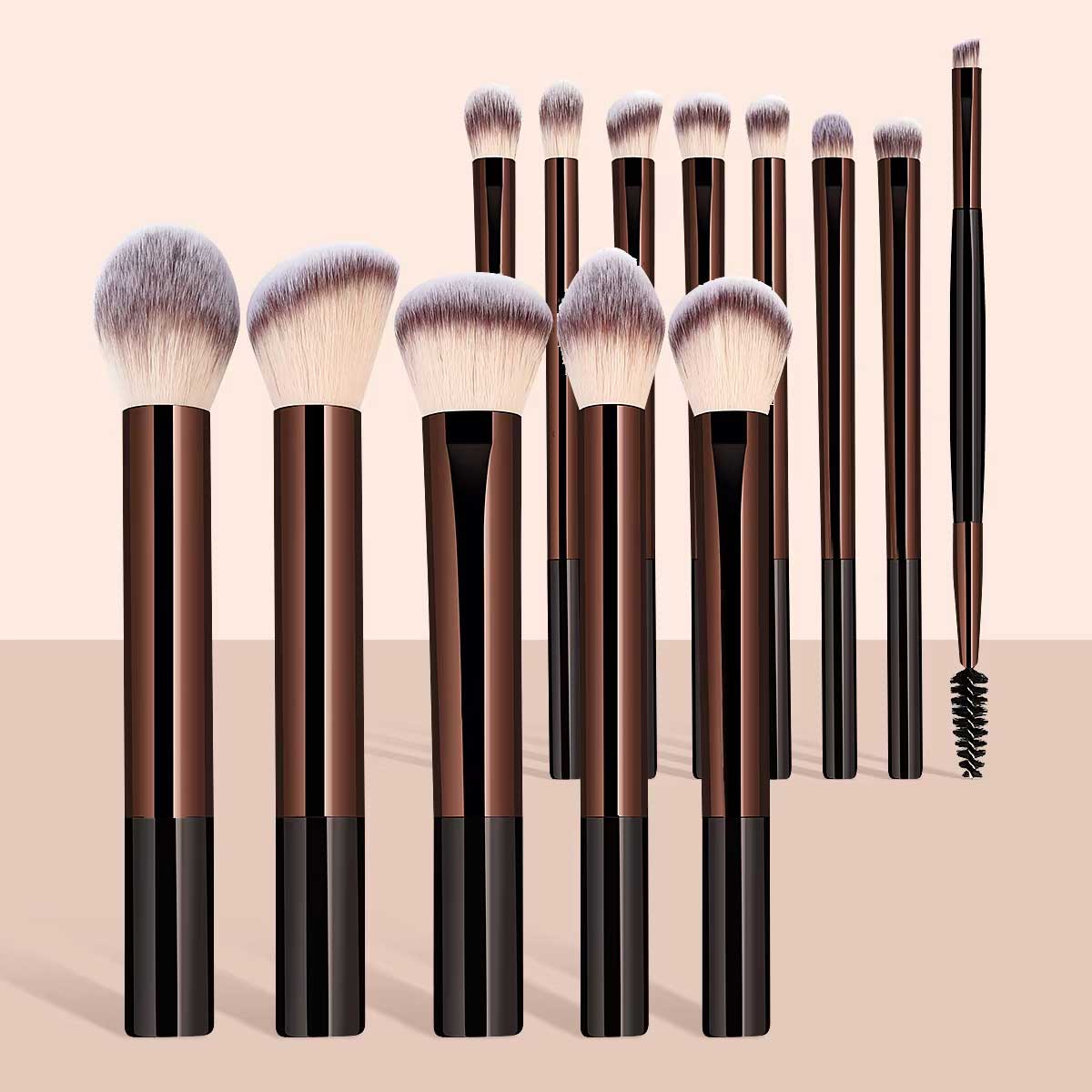 Huda Beauty Makeup Brush Set - 13-teiliges Make-up-Pinsel-Set für Foundation, Concealer, Puder,