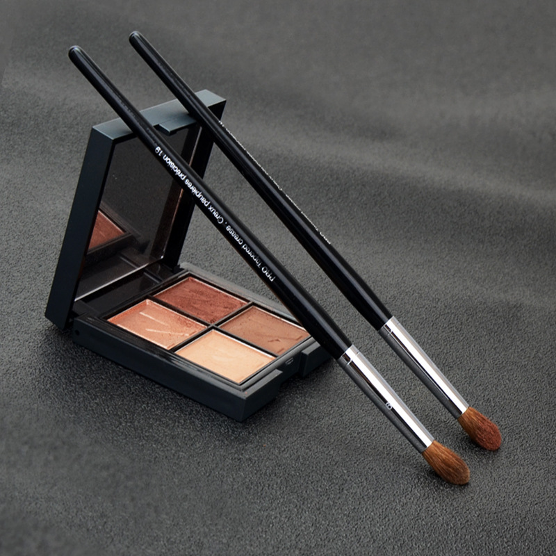 Professioneller Lidschattenpin – Beauty Bay Makeup Bewertung und Preis