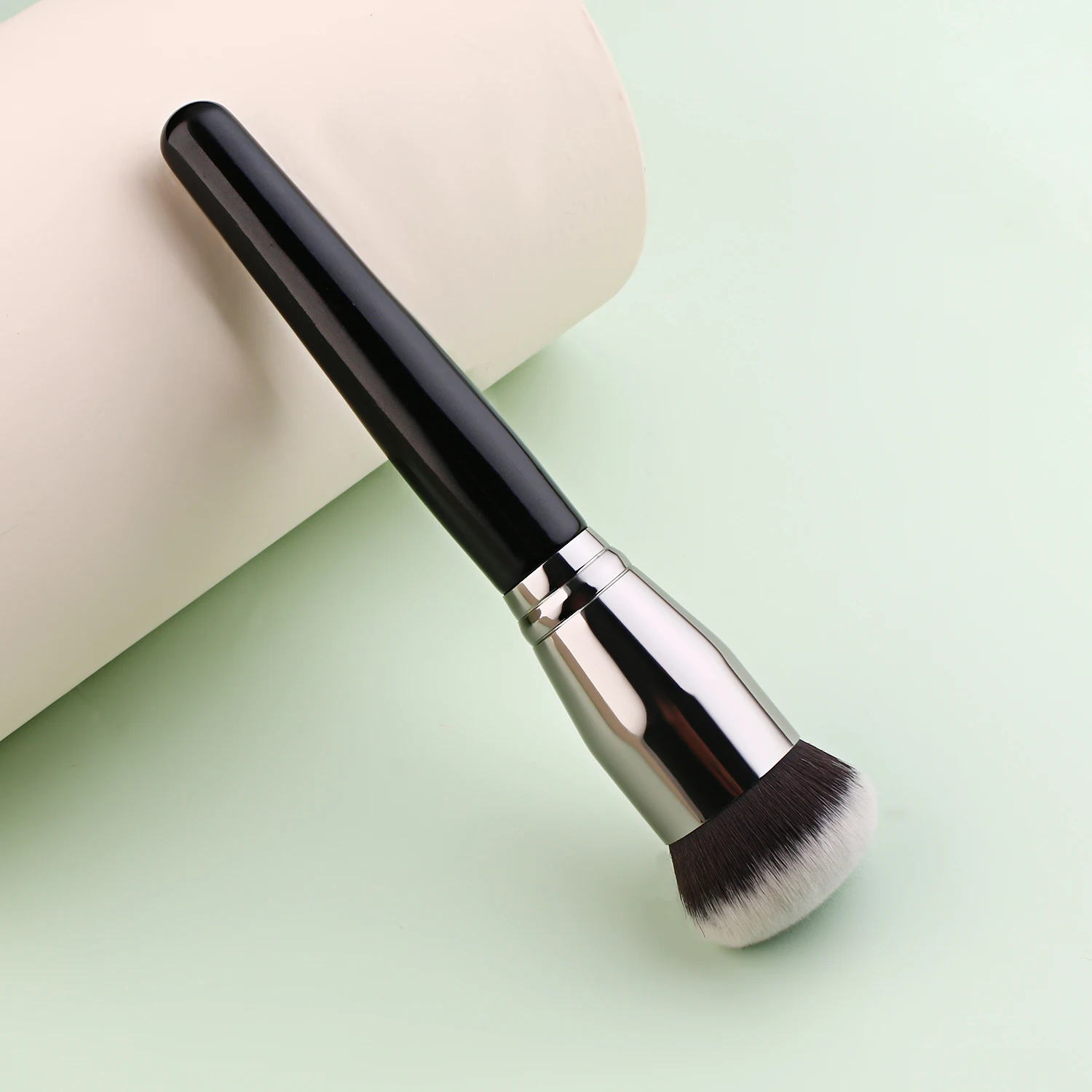 Schwarzer Foundation-Make-up-P – Beauty Queen Makeup Bewertung und Preis