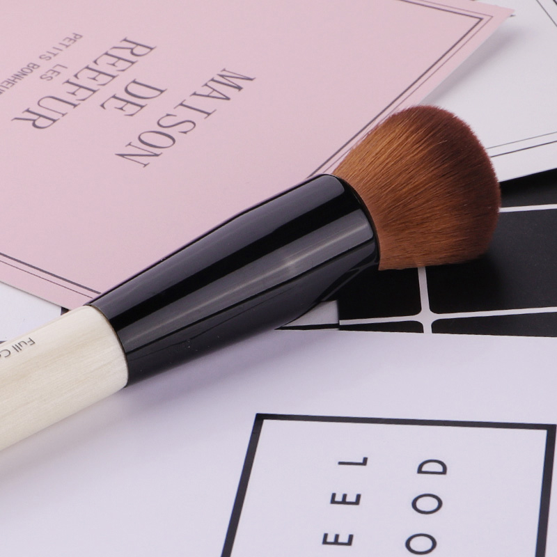 Puder-Make-up-Pinsel, Holzgrif – Beauty Queen Makeup Bewertung und Preis