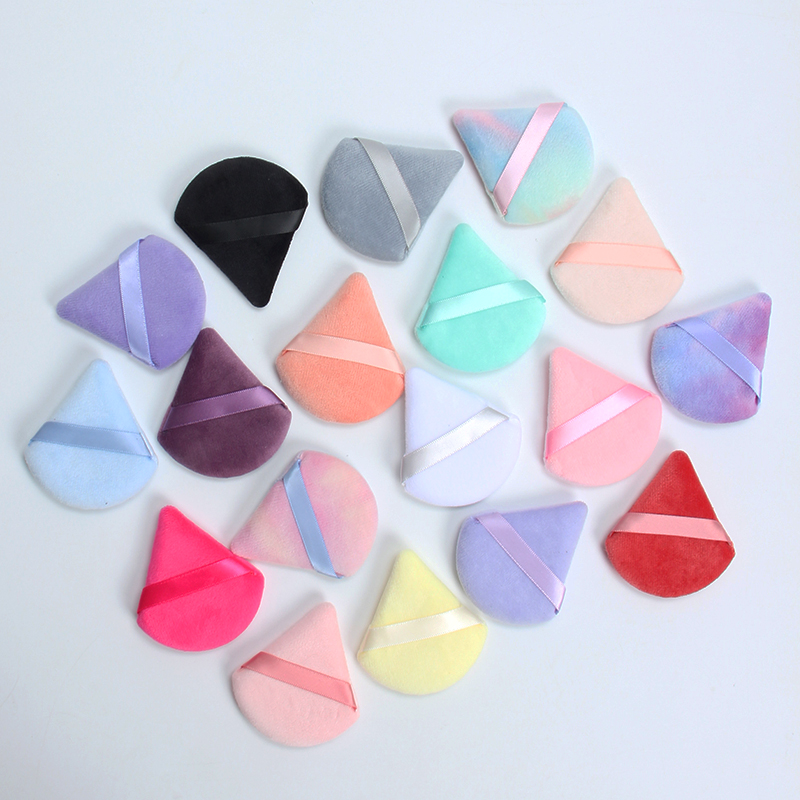 2° Proto Triangle Powder Puff  – Beauty Bay Makeup Bewertung und Preis