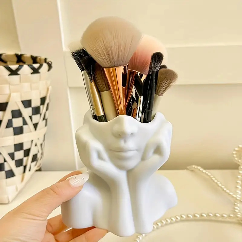 Make-up-Pinselhalter in Gesich – Beauty Queen Makeup Bewertung und Preis
